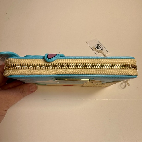 NWT. Disney Loungefly Lilo & Stitch Scrump Beach Scene Zip Around Wallet - Picture 11 of 16